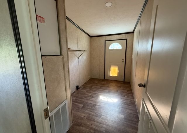 221 Farmhouse Road, Springtown, TX 76082