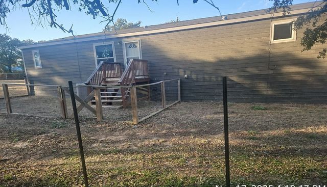 221 Farmhouse Road, Springtown, TX 76082