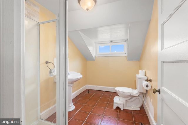 22 MAPLE AVE, Bala Cynwyd, PA 19004