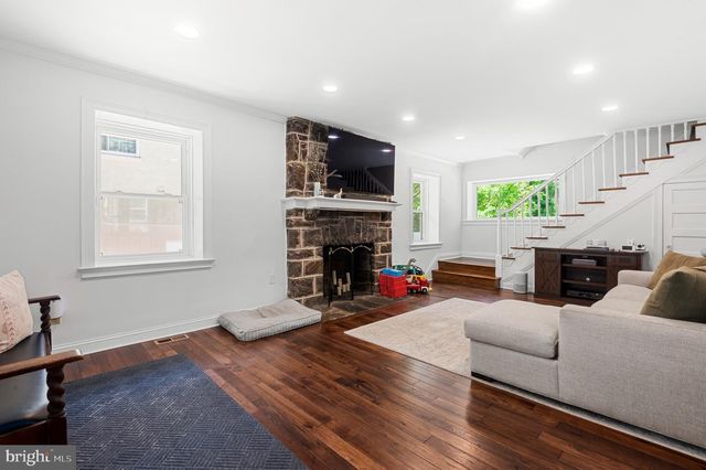 22 MAPLE AVE, Bala Cynwyd, PA 19004