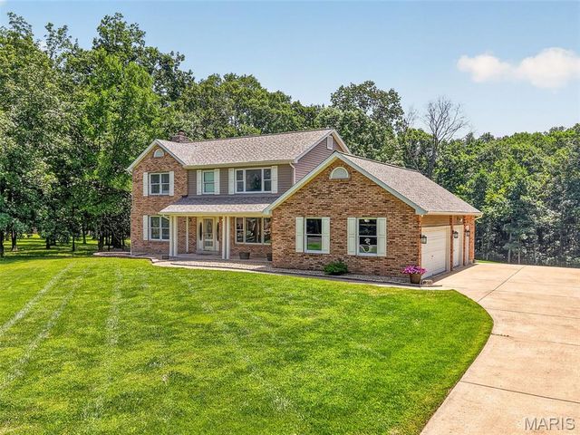10 Woodleaf Court, St Paul, MO 63366
