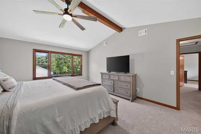 10 Woodleaf Court, St Paul, MO 63366
