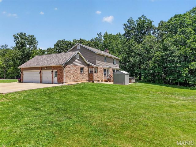 10 Woodleaf Court, St Paul, MO 63366