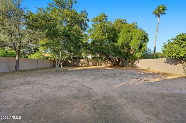 4444 E DANBURY Road, Phoenix, AZ 85032