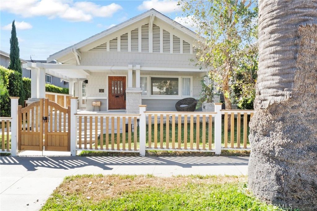 3810 E 1st, Long Beach, CA 90803 — exterior