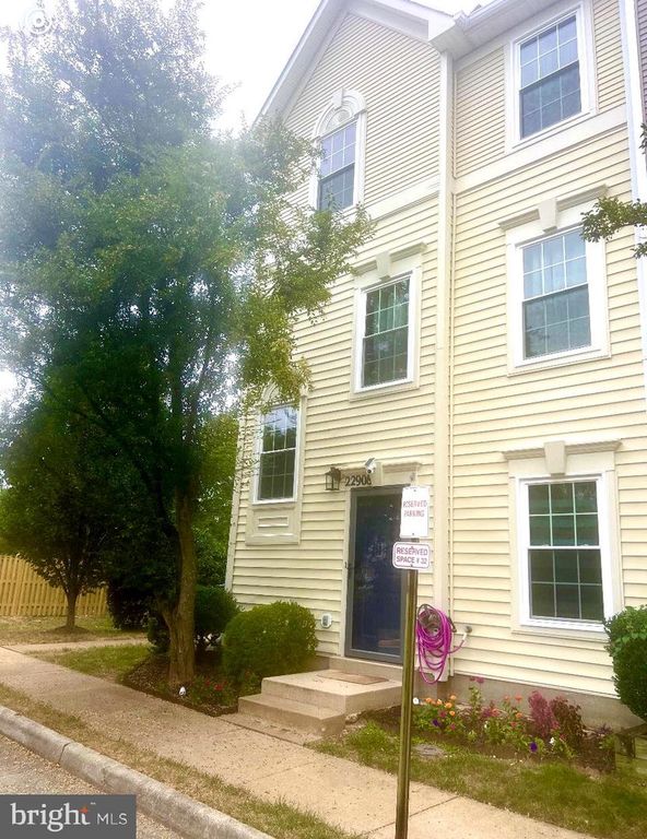 22908 REGENT TER, Sterling, VA 20166