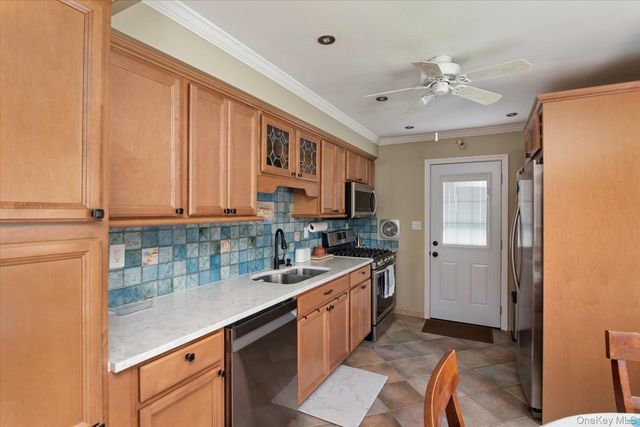 34 1st Avenue, Farmingdale, NY 11735
