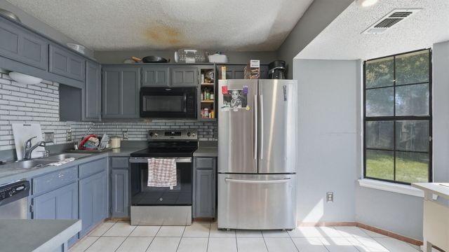 7921 Tree Leaf Lane, Fort Worth, TX 76123