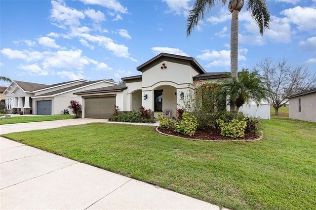 624 WOODS LANDING DRIVE, Minneola, FL 34715