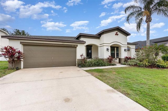 624 WOODS LANDING DRIVE, Minneola, FL 34715