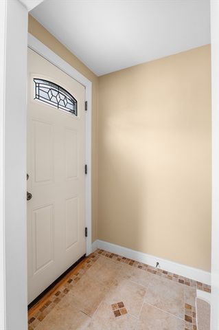 66 Great Woods Rd, Saugus, MA 01906