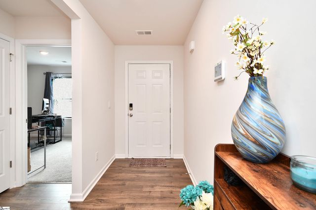 409 Palmerston Drive, Piedmont, SC 29673