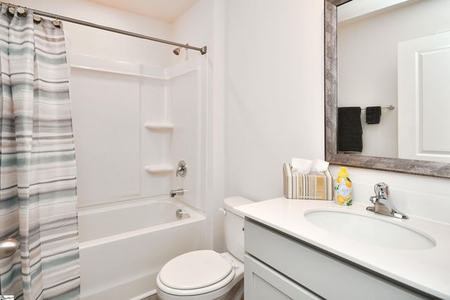 409 Palmerston Drive, Piedmont, SC 29673