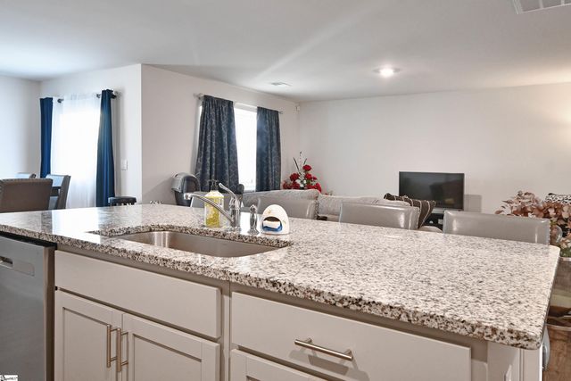 409 Palmerston Drive, Piedmont, SC 29673