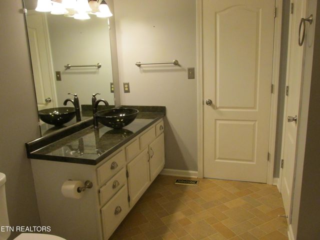 3045 ShadowBrook Drive, Maryville, TN 37803