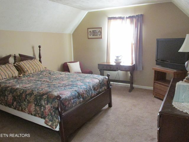 3045 ShadowBrook Drive, Maryville, TN 37803