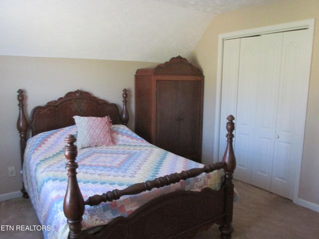 3045 ShadowBrook Drive, Maryville, TN 37803