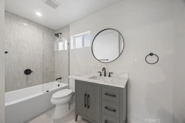 1154 W 67th, Los Angeles, CA 90044