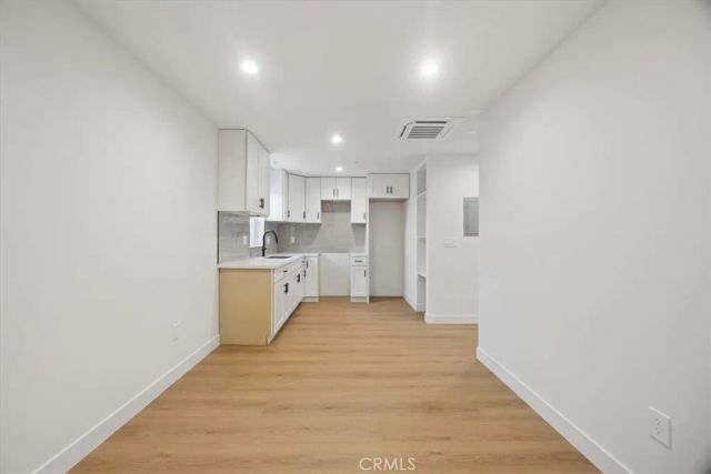 1154 W 67th, Los Angeles, CA 90044