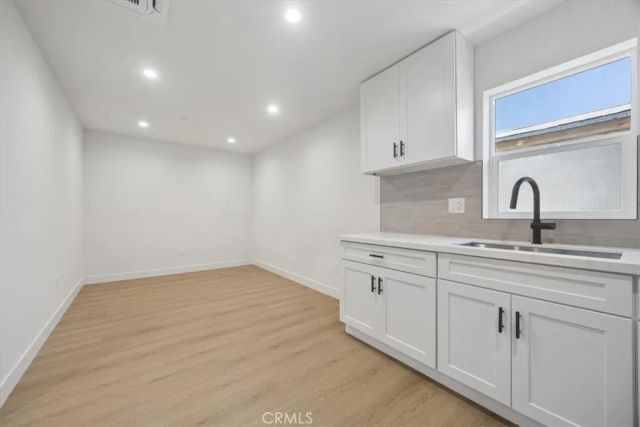 1154 W 67th, Los Angeles, CA 90044