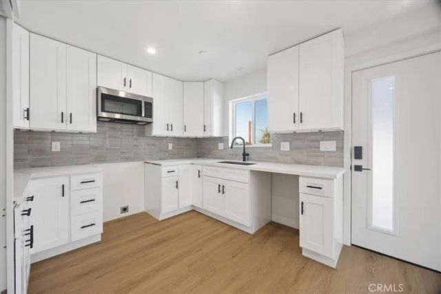 1154 W 67th, Los Angeles, CA 90044