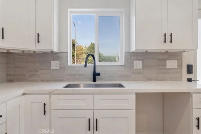 1154 W 67th, Los Angeles, CA 90044