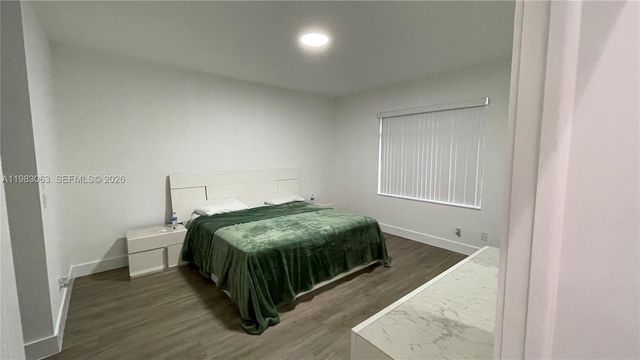 11581 SW 10th Court, Pembroke Pines, FL 33025