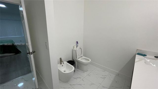 11581 SW 10th Court, Pembroke Pines, FL 33025