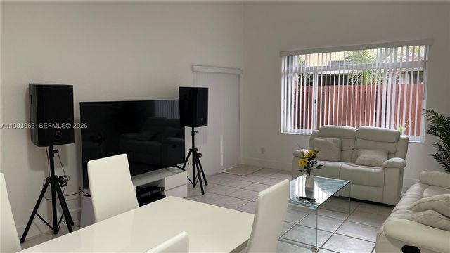 11581 SW 10th Court, Pembroke Pines, FL 33025