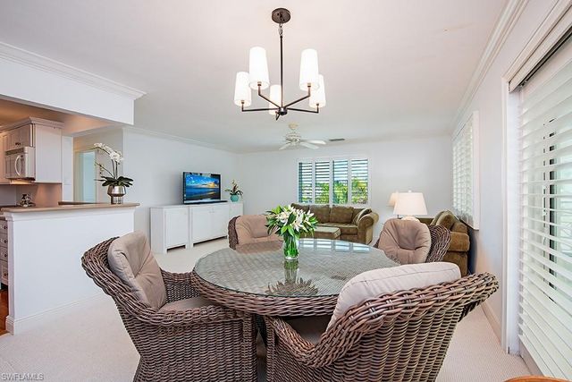 1950 Gulf Shore BLVD N # 309, Naples, FL 34102