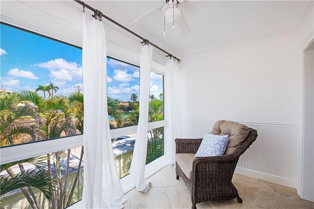 1950 Gulf Shore BLVD N # 309, Naples, FL 34102