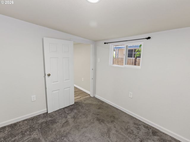 10405 Sw Denney Rd 31, Beaverton, OR 97008