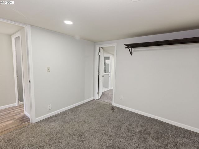 10405 Sw Denney Rd 31, Beaverton, OR 97008