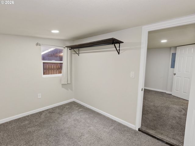 10405 Sw Denney Rd 31, Beaverton, OR 97008