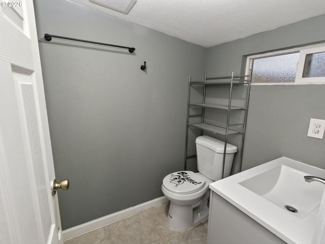 10405 Sw Denney Rd 31, Beaverton, OR 97008