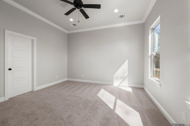 21527 Yellowfin Dr, Springfield, LA 70462