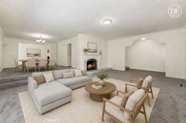 2154 Gainsborough, Riverside, CA 92506