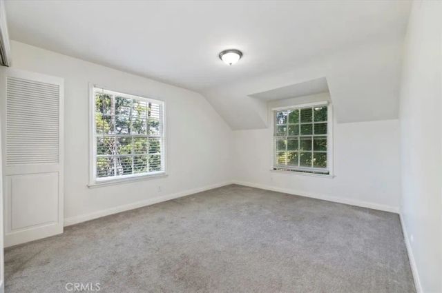 2154 Gainsborough, Riverside, CA 92506