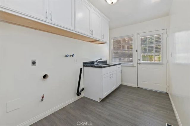 2154 Gainsborough, Riverside, CA 92506