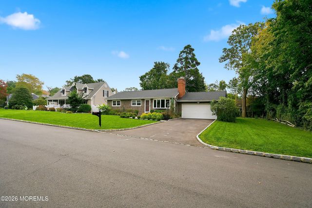 1625 Holly Boulevard, Manasquan, NJ 08736