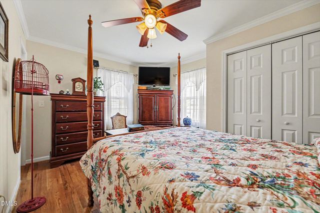 318 Lakeside Avenue, Burlington, NC 27217