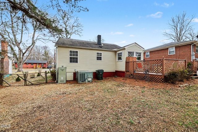 318 Lakeside Avenue, Burlington, NC 27217