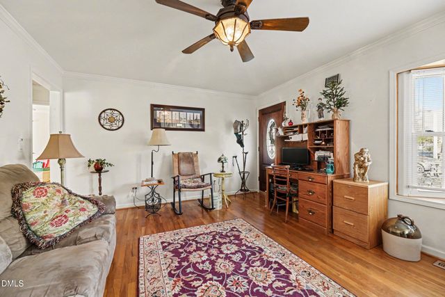 318 Lakeside Avenue, Burlington, NC 27217