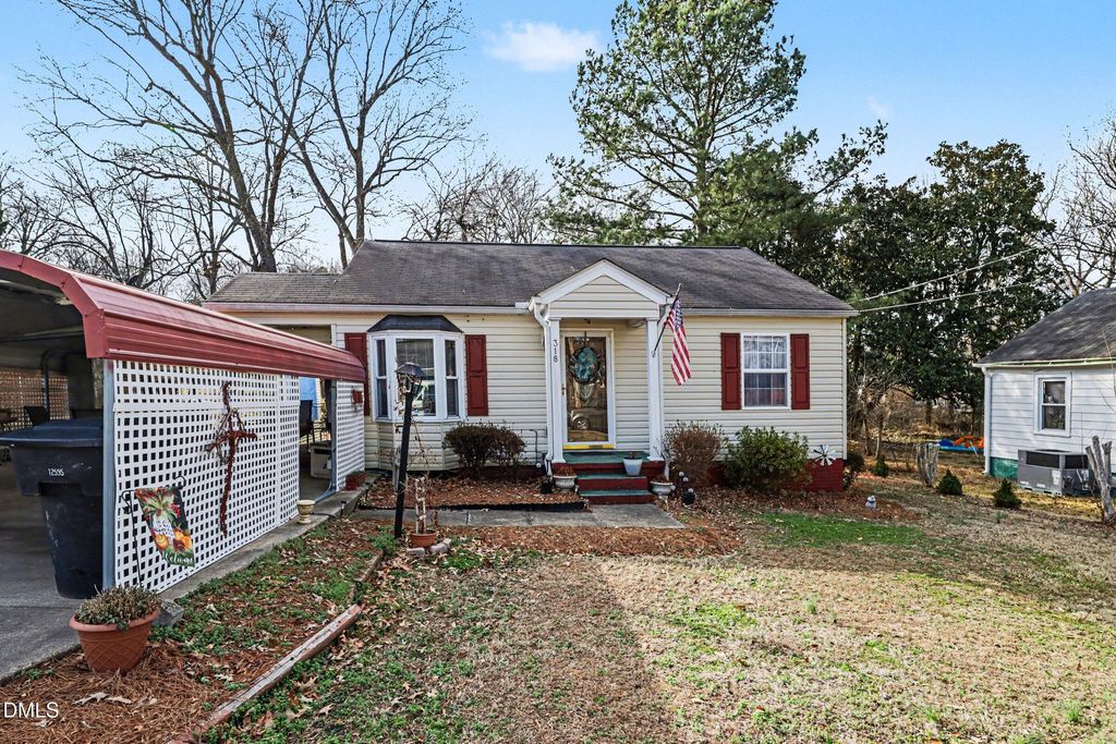 318 Lakeside Avenue, Burlington, NC 27217