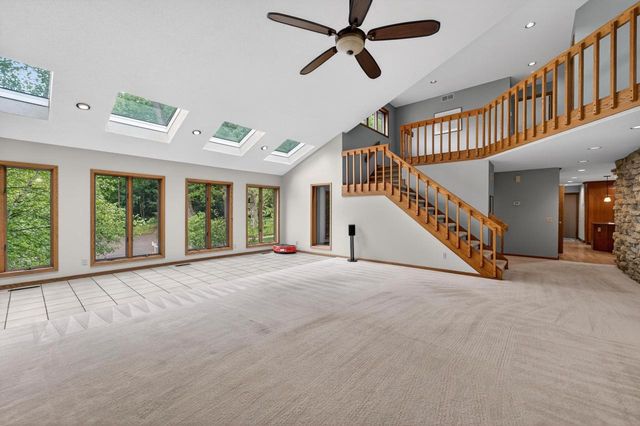 5 Wood Crest Court, Madison, WI 53705