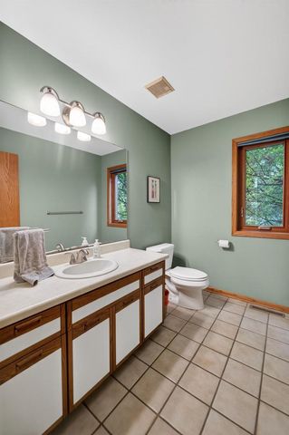 5 Wood Crest Court, Madison, WI 53705