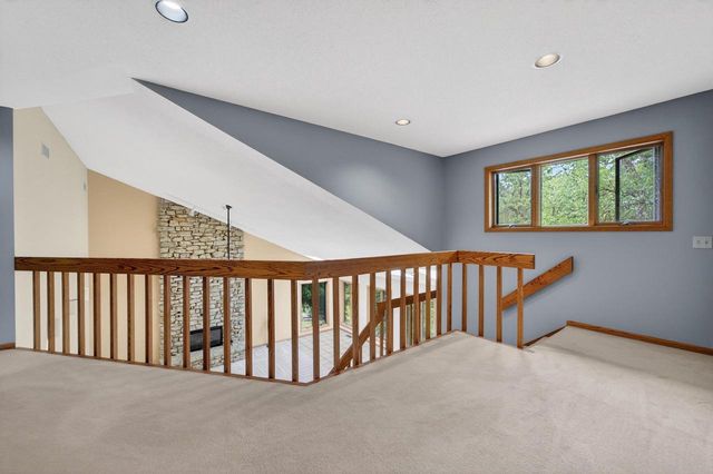 5 Wood Crest Court, Madison, WI 53705