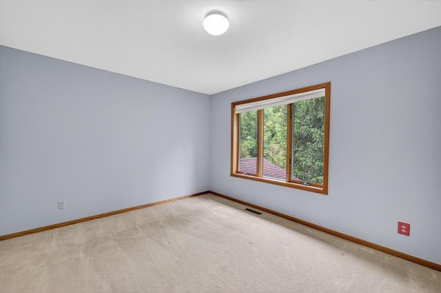 5 Wood Crest Court, Madison, WI 53705