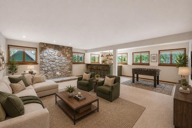 5 Wood Crest Court, Madison, WI 53705