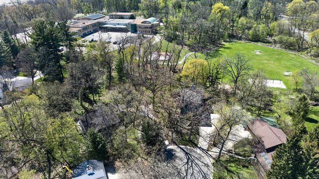 5 Wood Crest Court, Madison, WI 53705